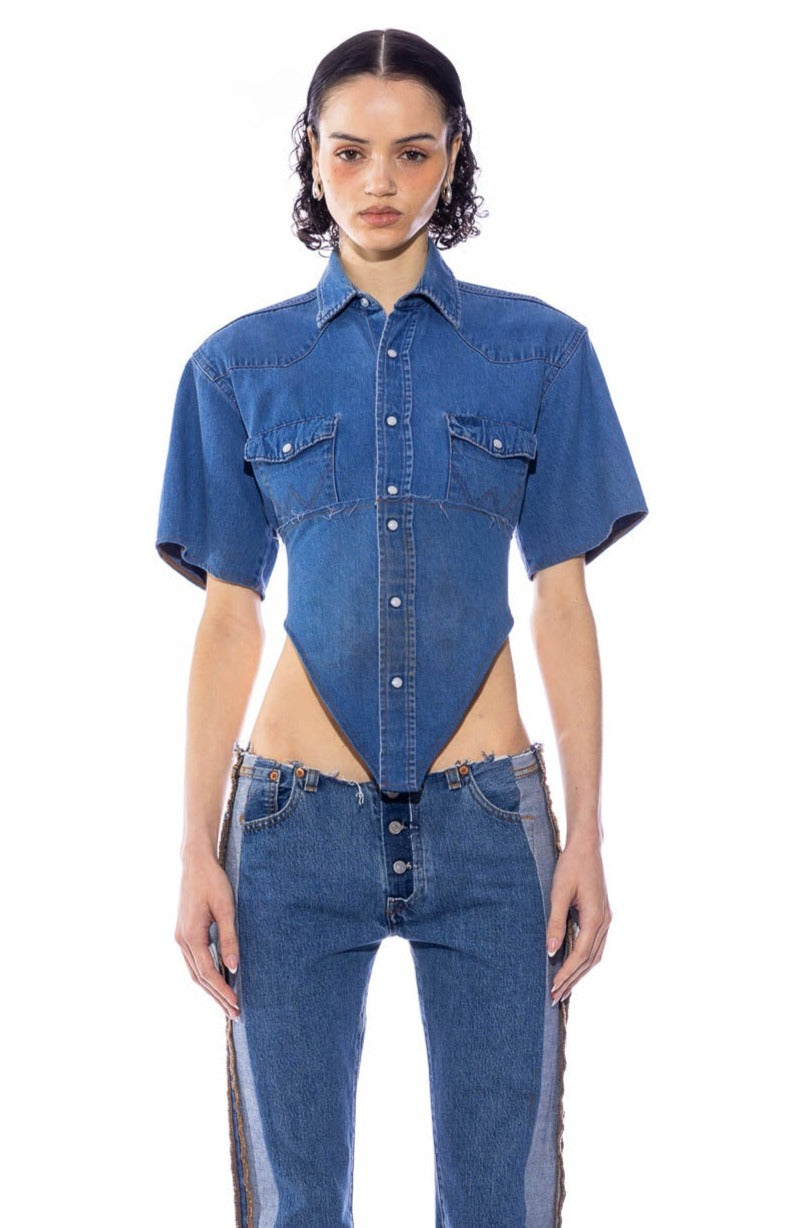 V CUT OPEN BACK SHORT SLEEVE COLLARED SHIRT IN VINTAGE DENIM