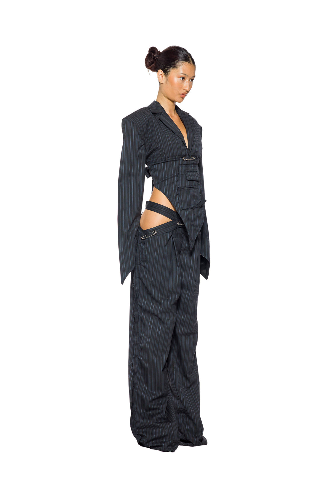 V CUT OPEN BACK BLAZER IN BLUE MULTI STRIPE SUITING