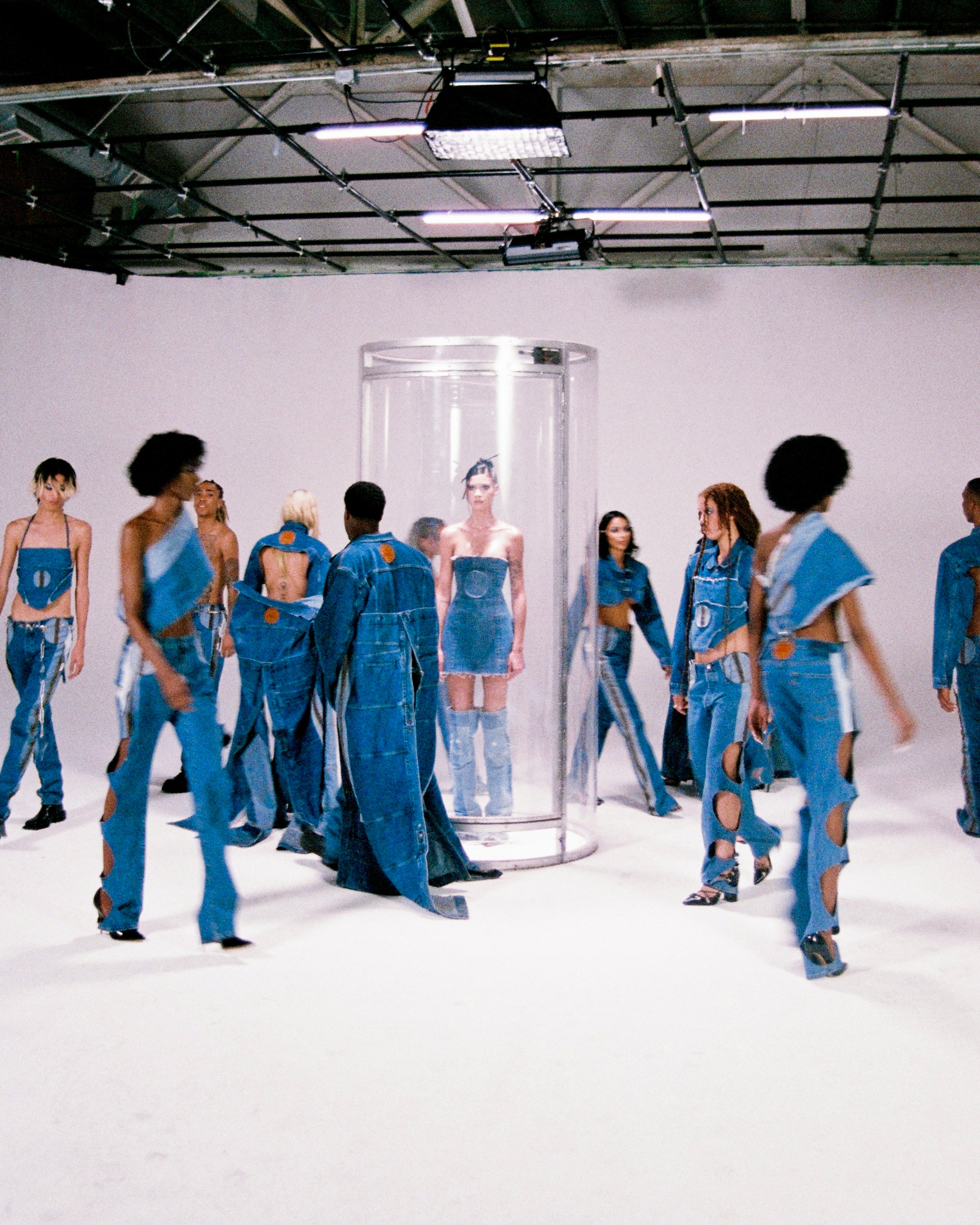 R1-03700-004A_3094x.jpg?v=