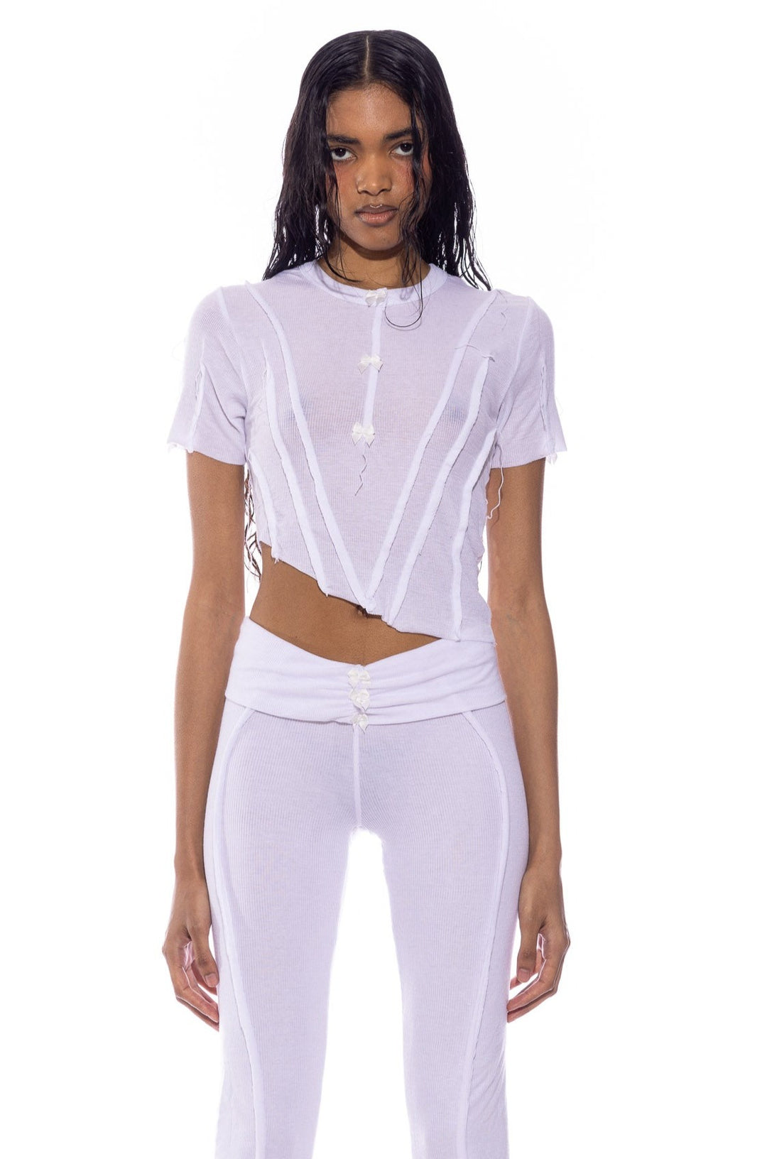 ASYMMETRIC BOW TEE IN WHITE RIB