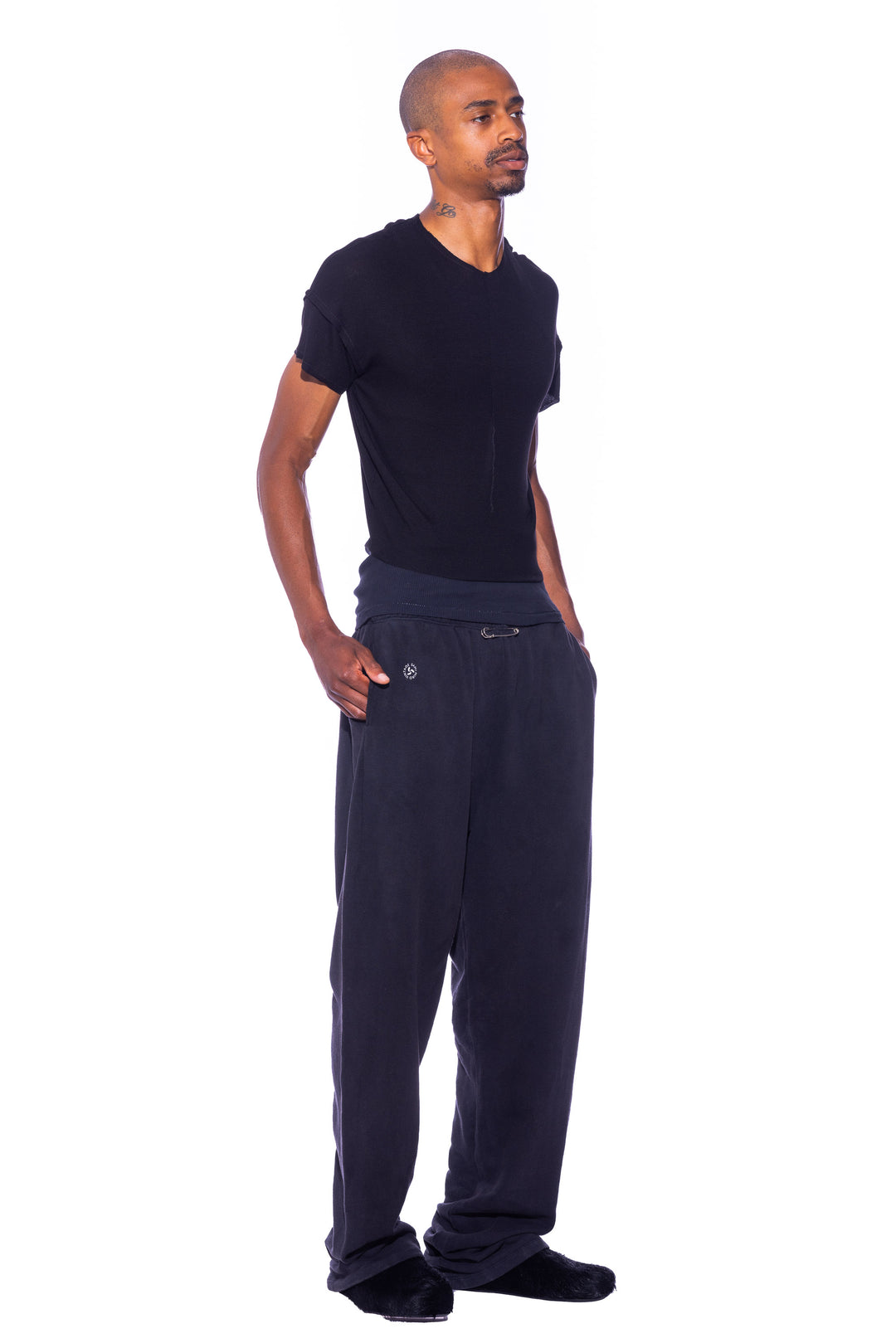 SAFETY PIN SWEATPANTS IN BLACK TERRY