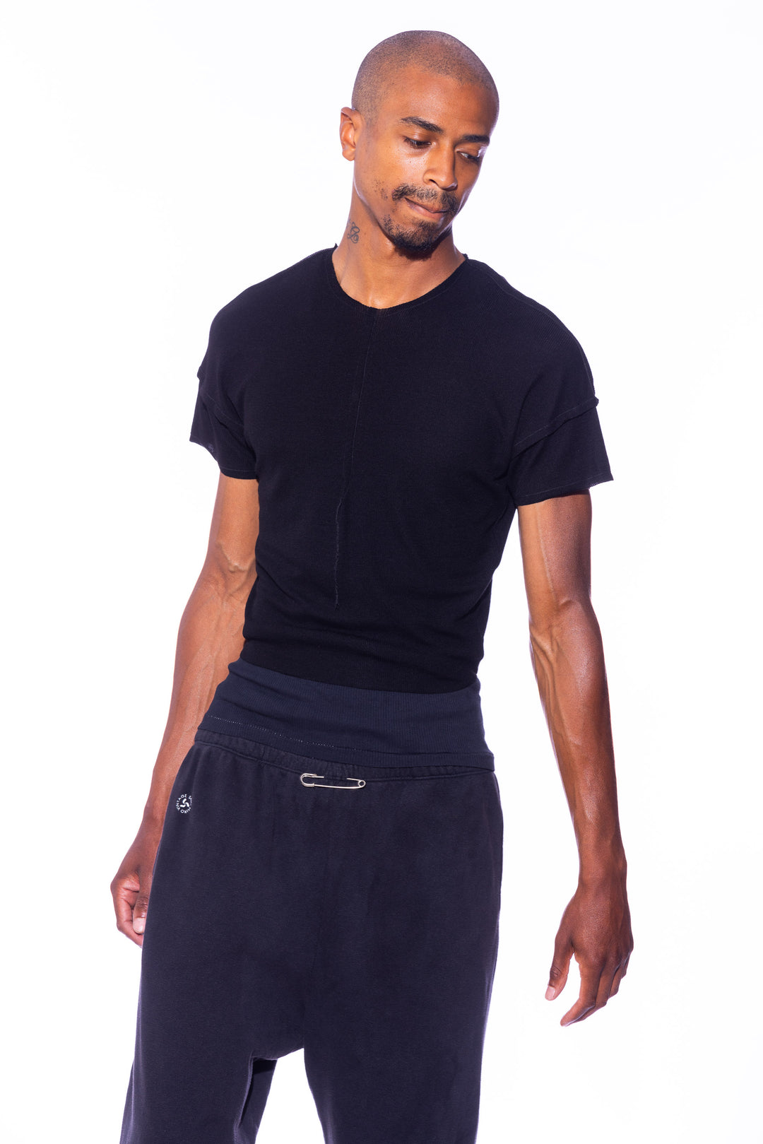 OPEN SEAM MINI TEE IN BLACK RIB