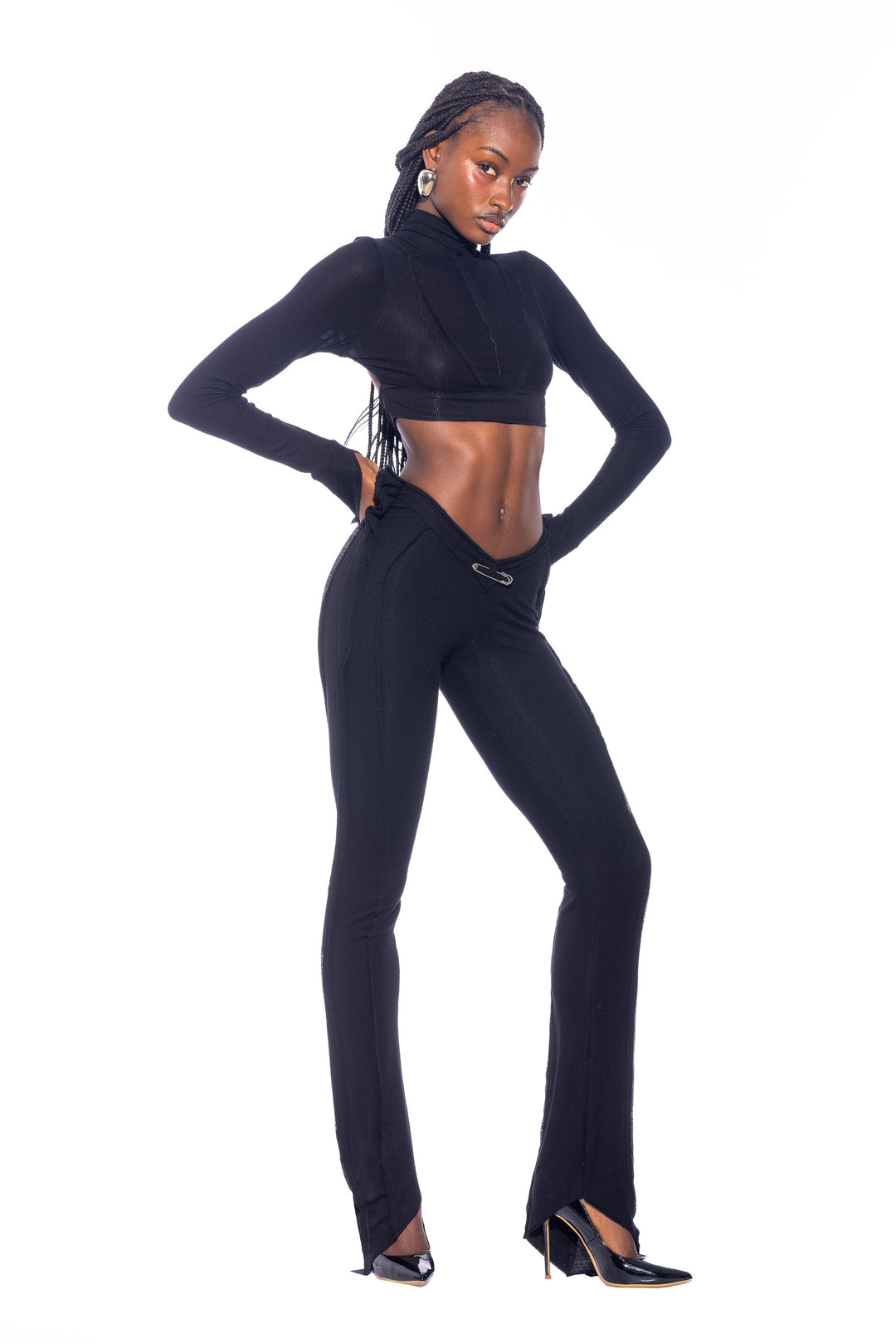 DOUBLE V OPEN SEAM PANTS IN BLACK RIB