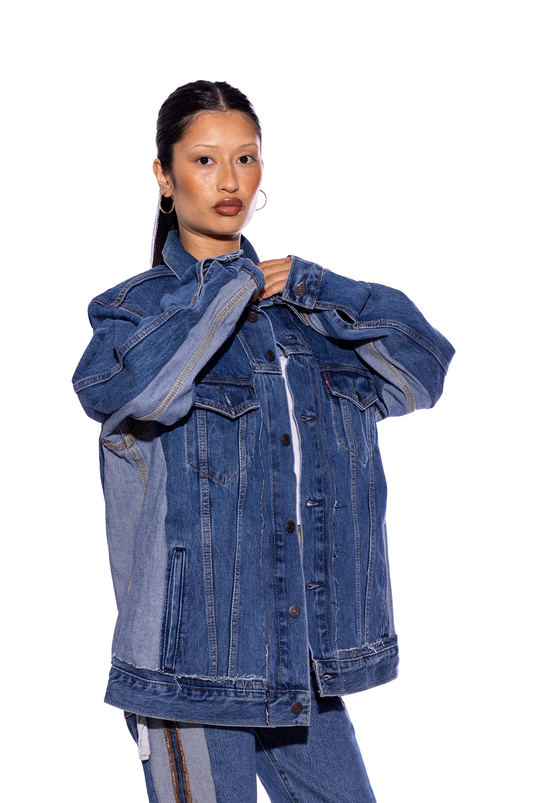 Sami Miro Vintage - PORTERHOUSE TRUCKER JACKET IN VINTAGE DENIM