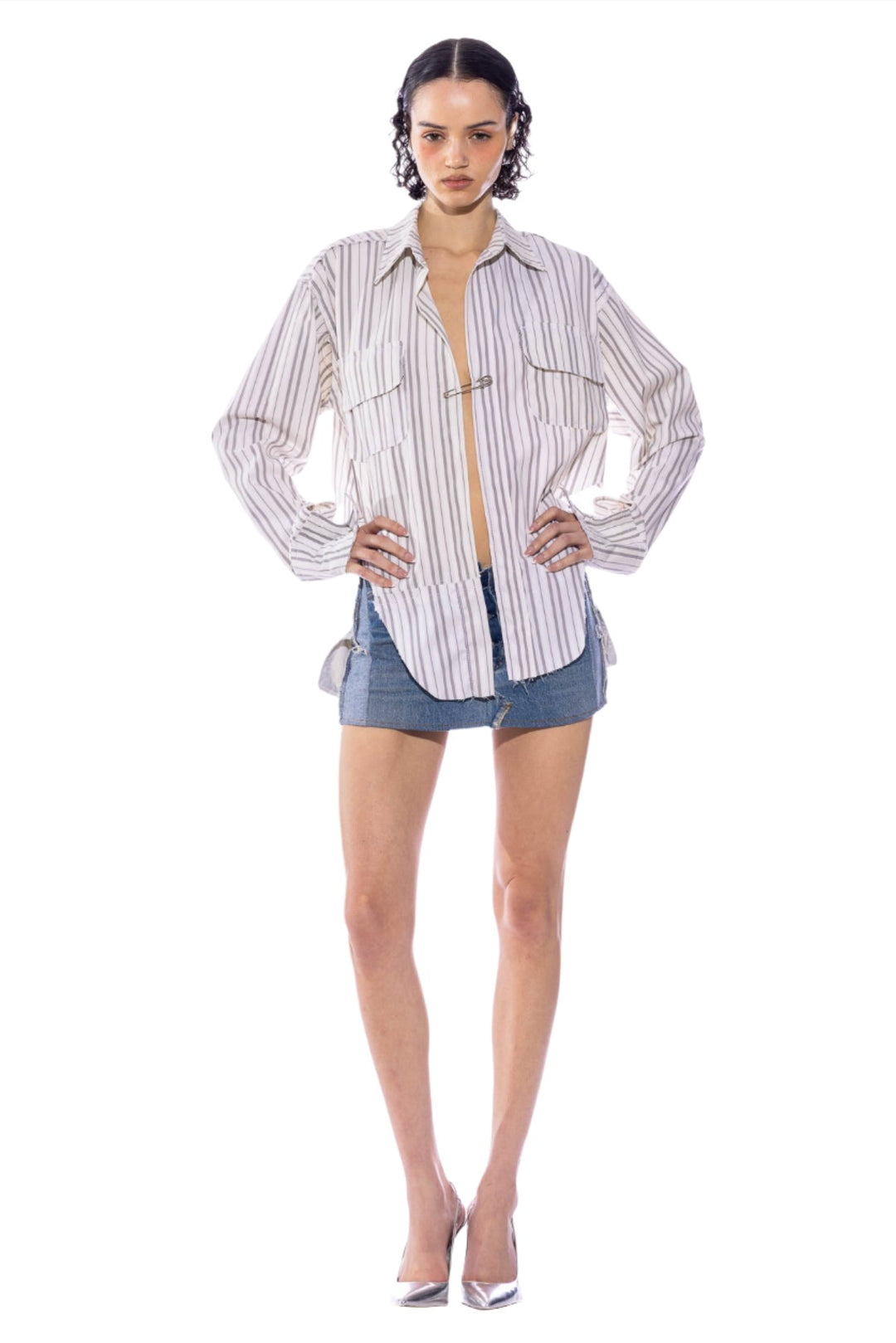 V CUT SAFETY PIN BLOUSE IN WHITE PIN STRIPE SHIRTING