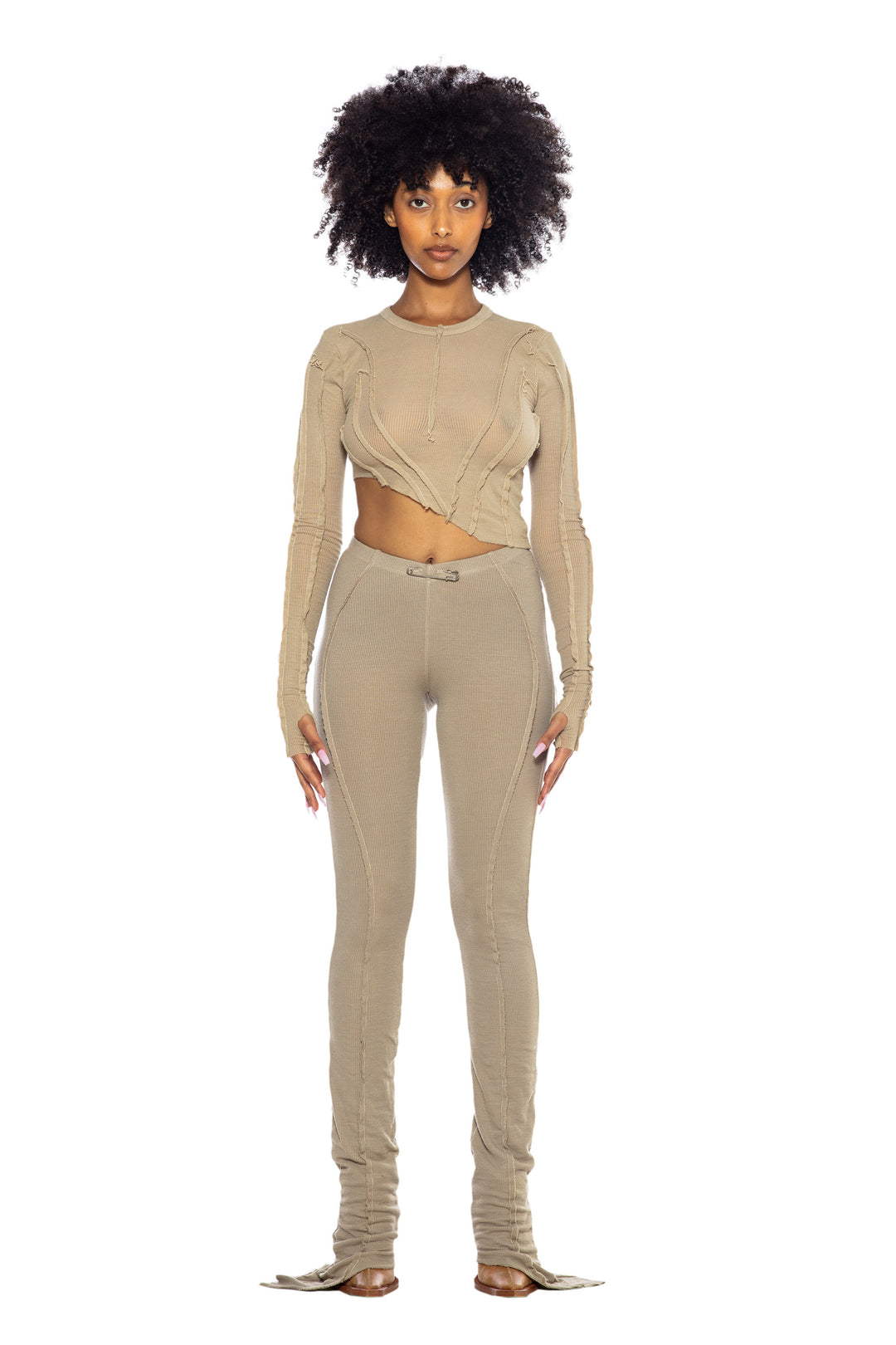 ASYMMETRIC LONG SLEEVE TEE IN TAUPE RIB