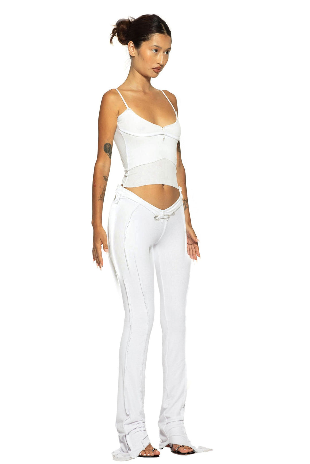 DOUBLE V OPEN SEAM PANTS IN WHITE RIB