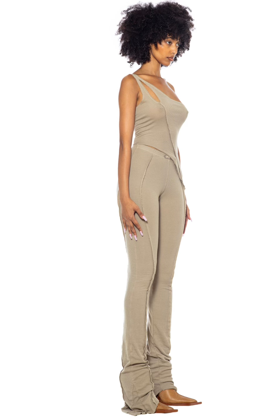 ASYMMETRIC ONE SHOULDER TANK IN TAUPE RIB