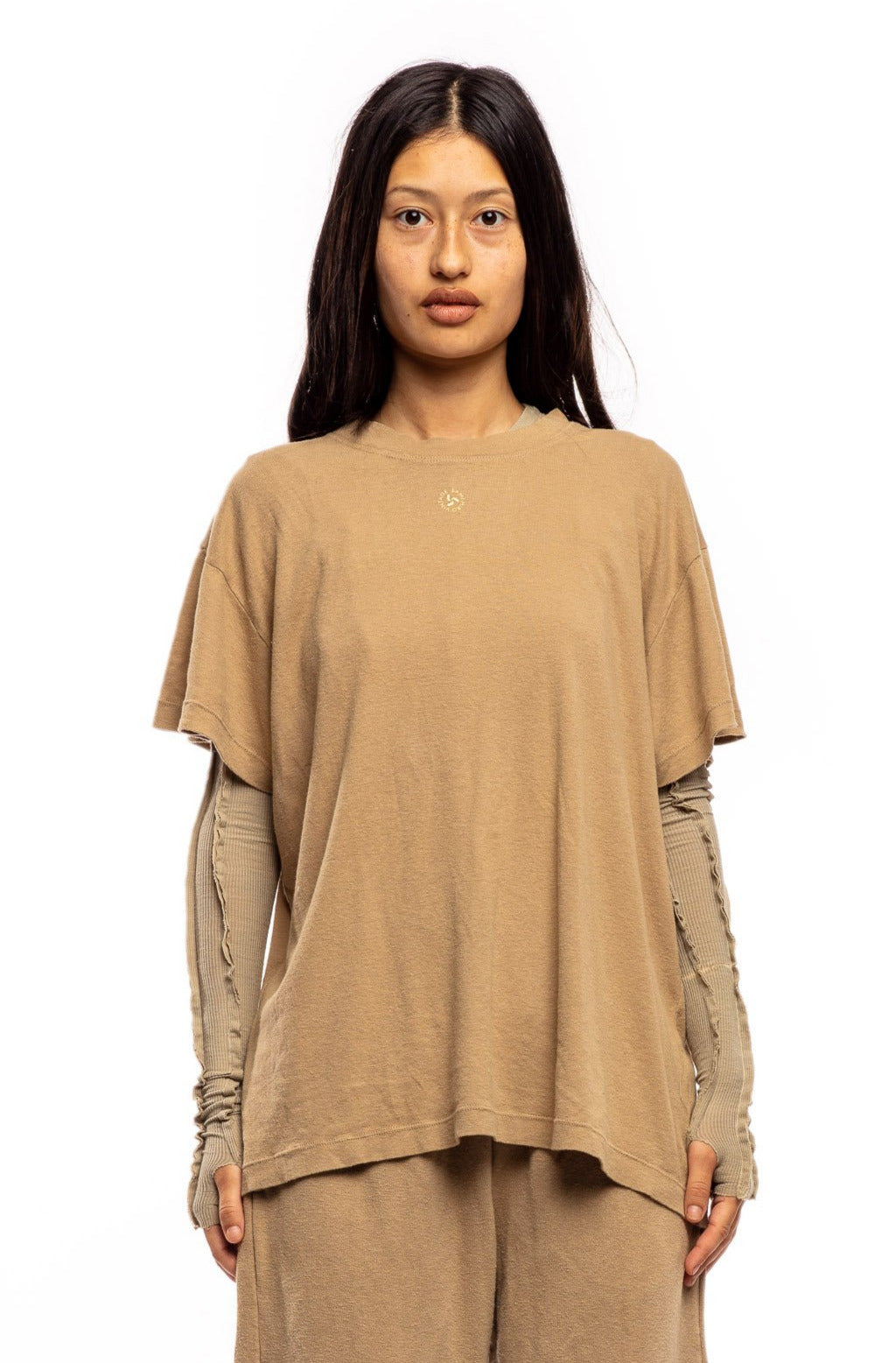 LOOSE TEE IN TAUPE