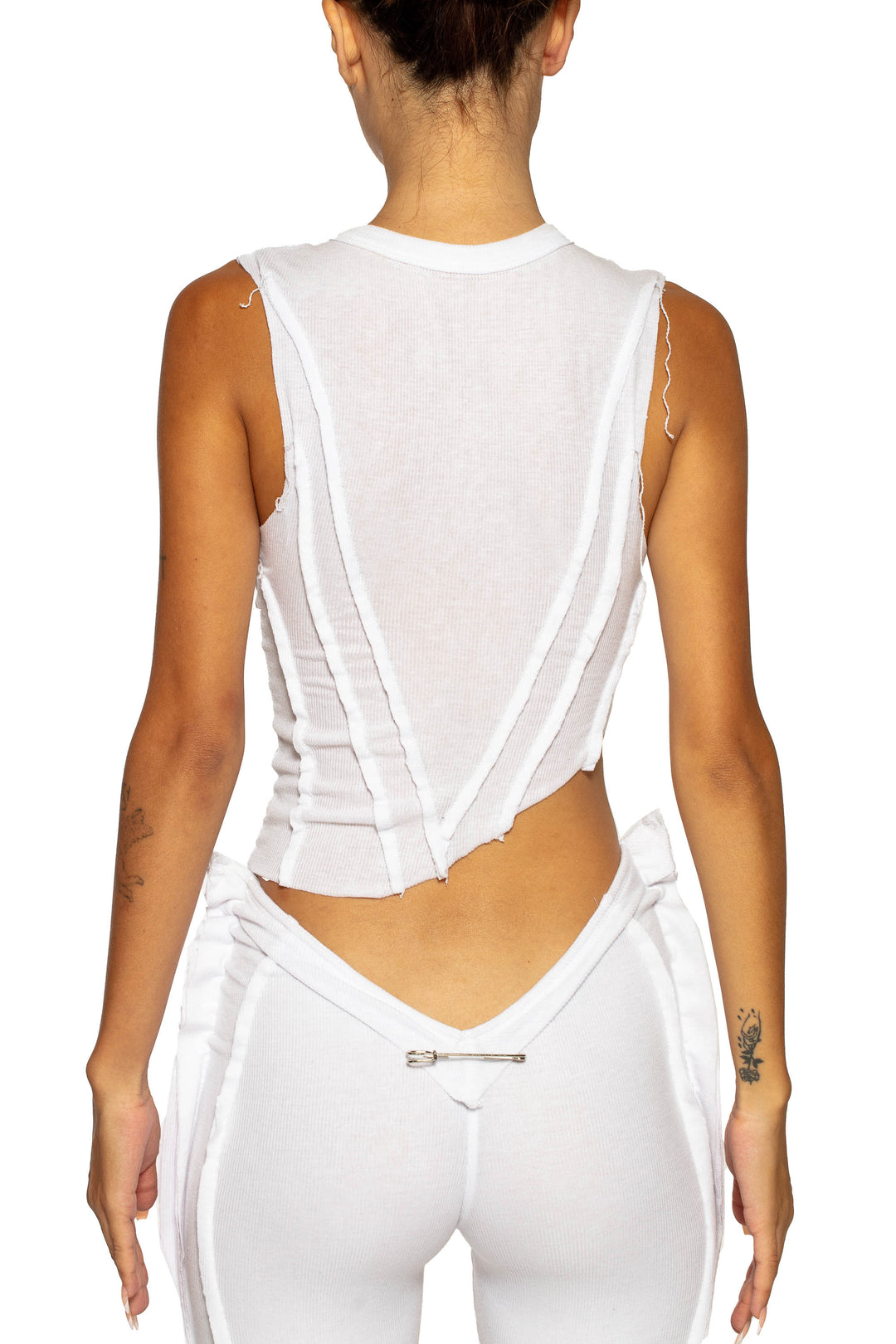 ASYMMETRIC SLEEVELESS TOP IN WHITE RIB